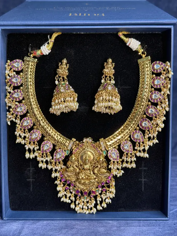 Temple necklace set