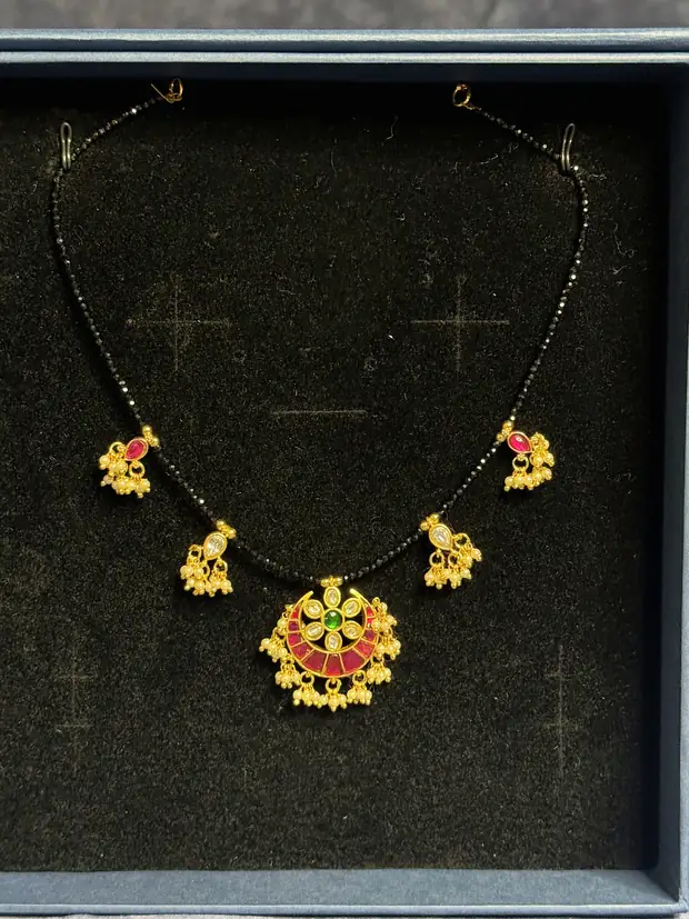 Mangalsutra with pendant